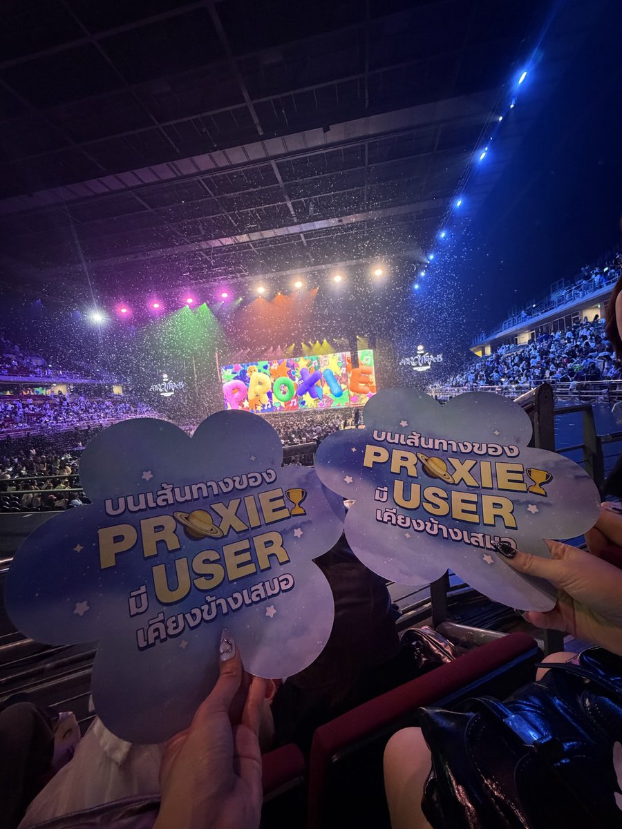 วิคเต้อรี่ฮ็อบแล้วงัย🎧🍀 tweet media