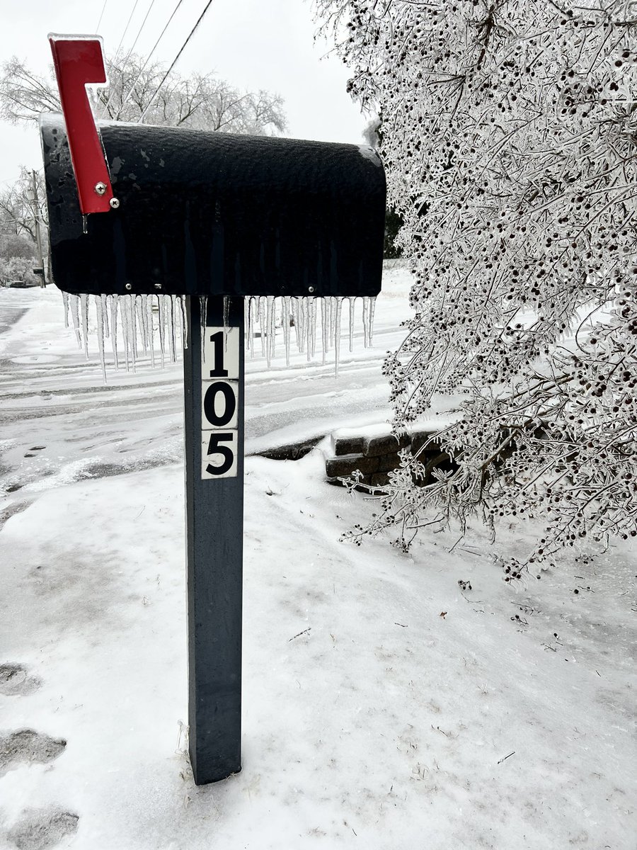 Mrs. Long tweet media