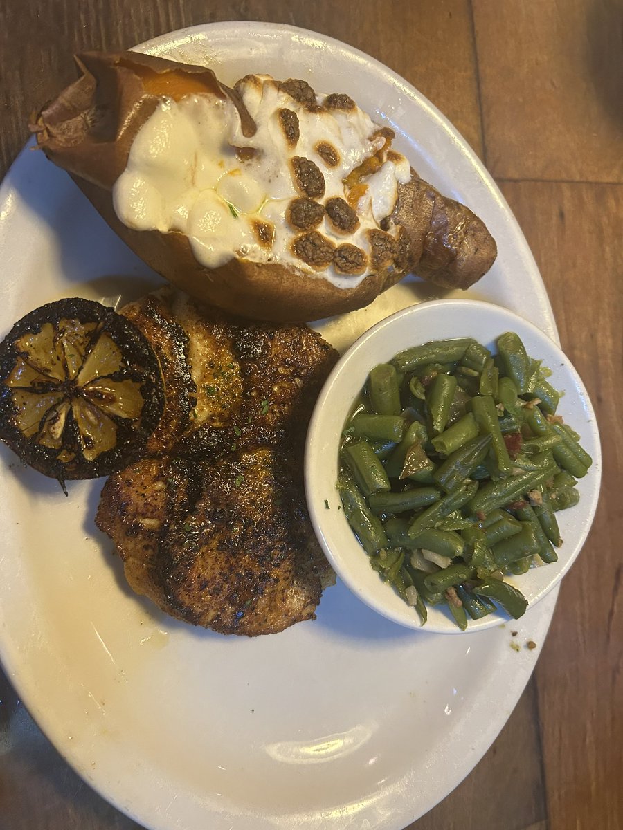 FOODFORKALIYAA's tweet photo. posting my eats again if people see it they see it #foodtwt #eatingtwt https://t.co/iufFBAlfLh
