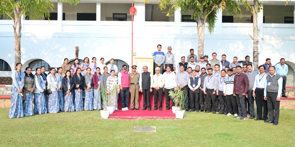 dbsciencecolleg's tweet photo. Happy Republic Day 🇮🇳
Celebration at Dhote Bandhu Science College @ 2026 https://t.co/lS2iBgDBC9