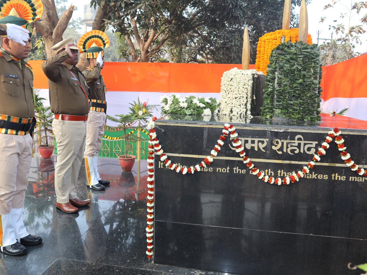 DUMKA POLICE tweet media