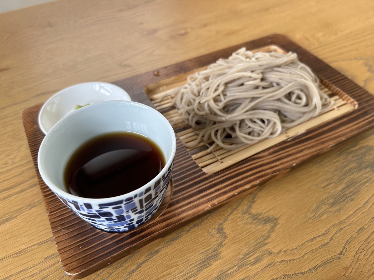schola2018's tweet photo. お知らせです。
今週の30日（金）31日（土）はカフェ営業致します。是非、お待ちしてます😊 https://t.co/YAnE85pcDE