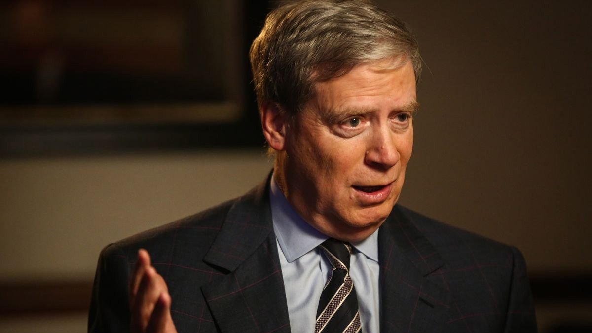 oguzerkan's tweet image. Stanley Druckenmiller on copper:

"It's a simple story.  It takes about 12 years, greenfield to produce copper, and you get EVs, the grid, data centers, and, believe it or not, munitions.

These missiles all got enough copper in them, and the world’s getting hot that we just…