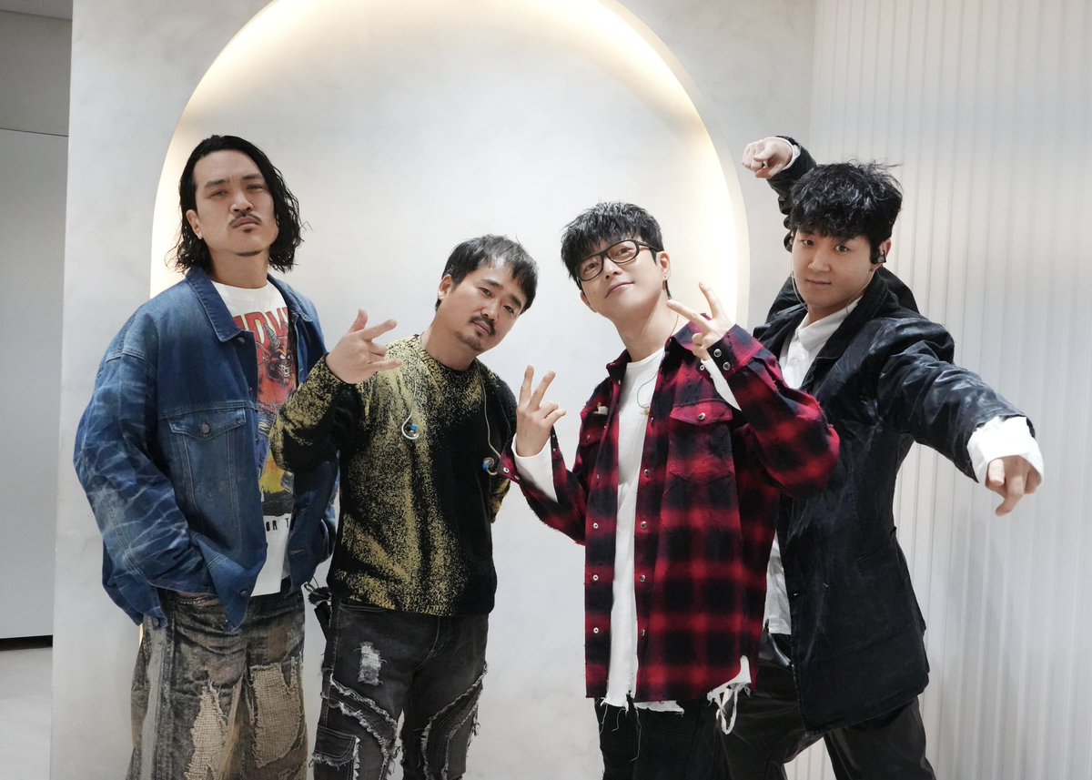 #PHOTO 

2026.01.24 국카스텐 X 카디 콘서트 (Suddenly Rock Festa)- 대구

셋리도, 사운드도, 분위기도
모든 게 좋았던 대구 공연이었습니다.
여러분께도 오래도록 기억에 남는 공연이었길 바랍니다! 🎸🤘✨

#국카스텐 #Guckkasten
#카디 #KARDI
#suddenlyrockfesta #어쩌다페스티벌