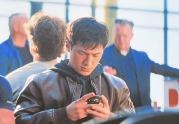 fiona (@alexcdhfox) on Twitter photo 