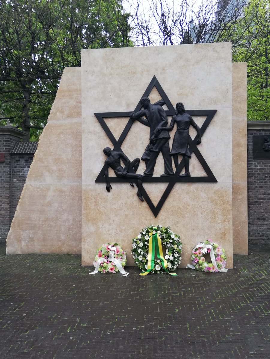 Vanochtend ben ik om 10.15uur te gast bij Radio FM Den Haag. In de uitzending van <a href="/JessicaMendels/">Jessica Mendels</a> vertel ik over de vooroorlogse Joodse buurt van Den Haag. Een  levendige buurt waar veel Joden woonden en werkten. De meesten van hen zijn in de Tweede Wereldoorlog vermoord.