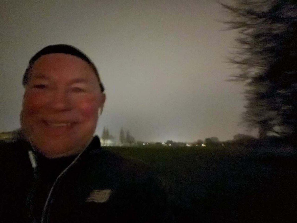 Timothy_Hughes's tweet photo. Good morning! #morning #goodmorning #morningmotivation #run #running #runner #5k #5krun #5km #morninginspiration #bonjour #hamptonwick #teddington #couchto5k #couch25k #morningrun #loverunning #loverun #loverunning❤️ #loverunner #8km #8kmrun✔️ #8km✔️ #8k… https://t.co/W3j56Hqjdw https://t.co/1L7294H1dE