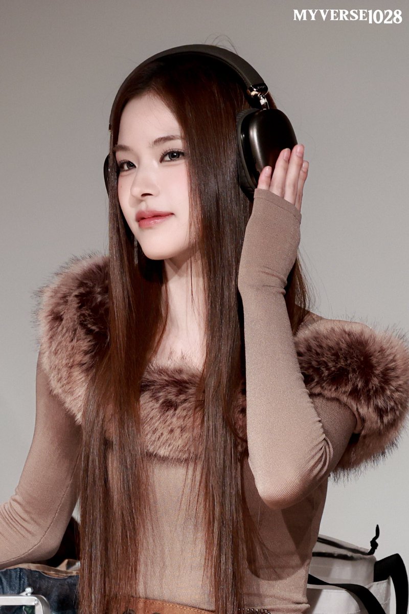 260125
🎧

#izna #이즈나 #イズナ
#MAI #마이 #マイ