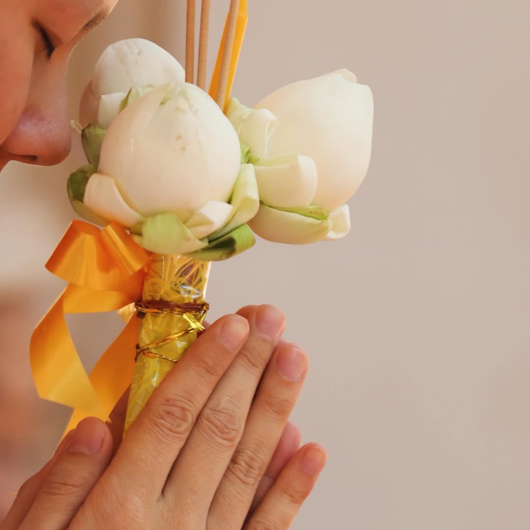 Build_FamilyFC's tweet image. IG update [23012026]  "ปิยธมฺโม" (ปิ-ยะ-ทำ-โม) เป็นฉายาทางธรรม แปลว่า "ผู้มีธรรมอันเป็นที่รัก"

#BuildJakapan @JakeB4rever 
#Beyourluve