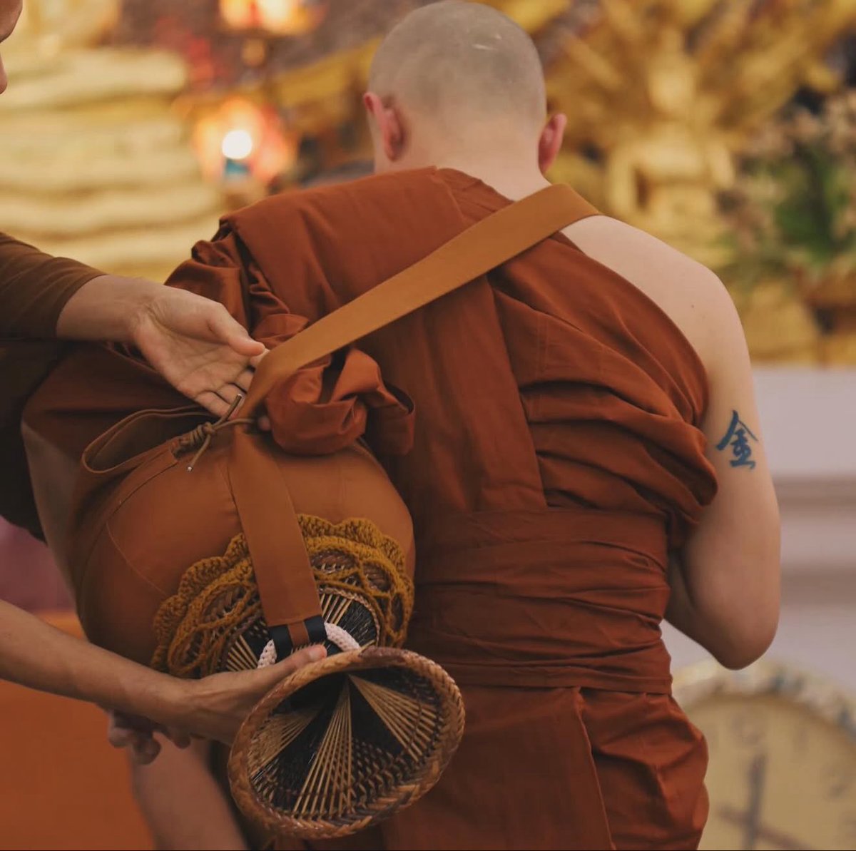 Build_FamilyFC's tweet image. IG update [23012026]  "ปิยธมฺโม" (ปิ-ยะ-ทำ-โม) เป็นฉายาทางธรรม แปลว่า "ผู้มีธรรมอันเป็นที่รัก"

#BuildJakapan @JakeB4rever 
#Beyourluve