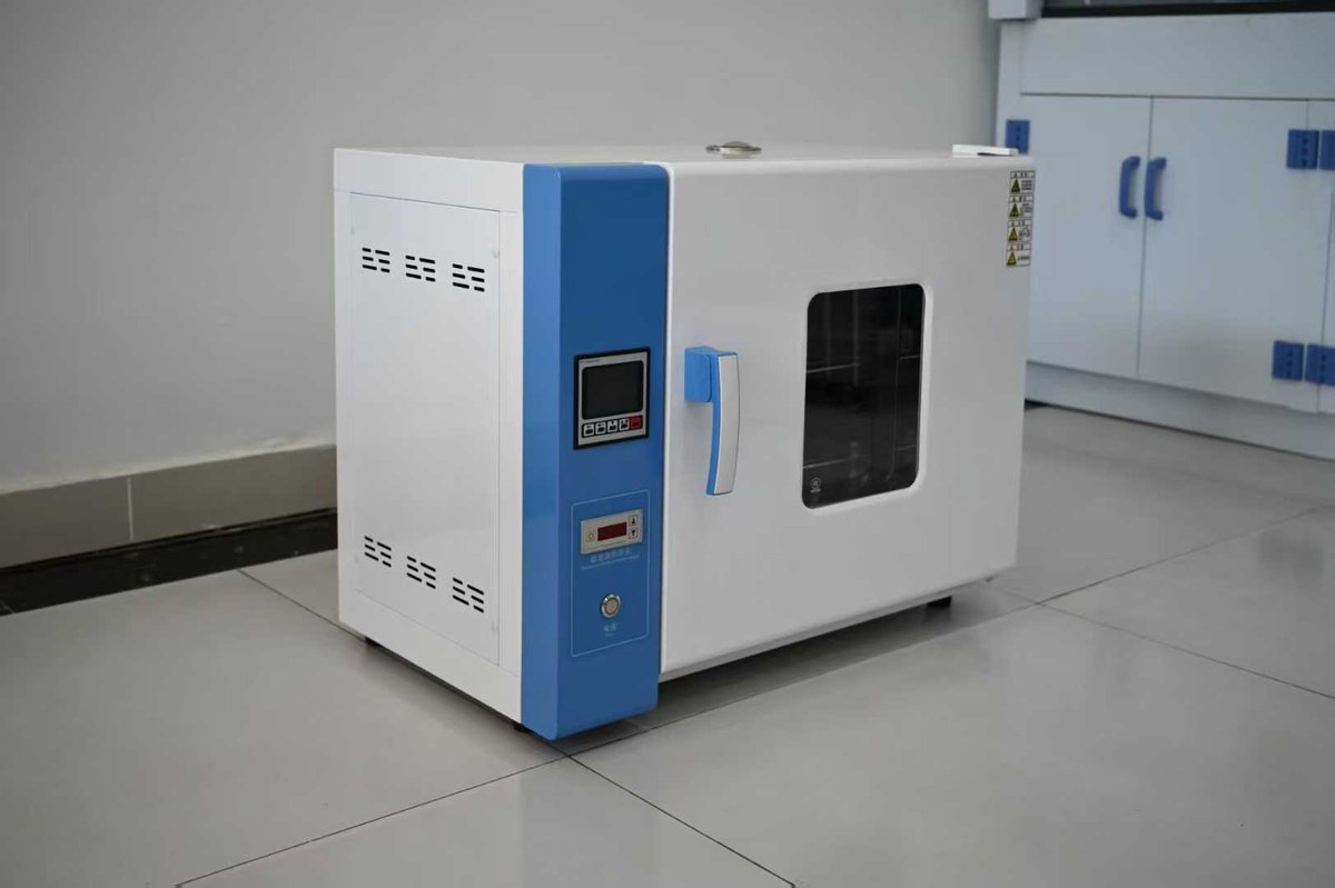 Crystal_Labone's tweet photo. From Drying to Cultivation, 
Our range covers drying ovens, incubators, climate chambers, stability testers &amp; sterilizers. Precision environments for every protocol. Explore the full spectrum.
#LabEquipment #EnvironmentalControl #Incubator #DryingOven #Biotech #Research #LabLife https://t.co/lupKY38fij