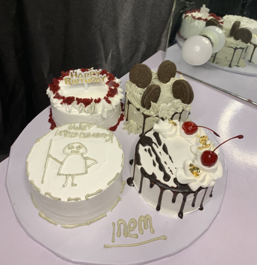 Lagos Erudite Baker tweet media