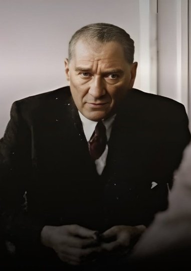 "Efendiler,
Düşman cephede bellidir;
Fakat asıl tehlikeli olan 
içimizdeki hainlerdir."

Mustafa Kemal Atatürk