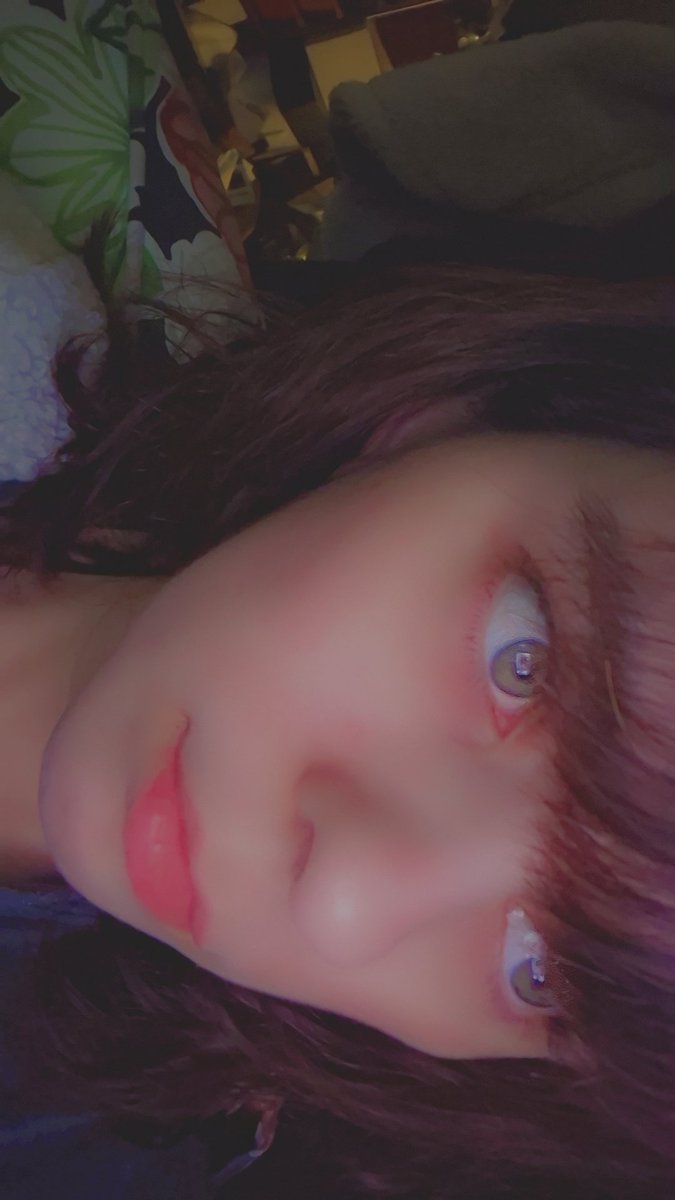 LeahAliya's tweet photo. One thing about me is I'm always gonna be pretty 😍 #wlw  #bisexual https://t.co/qY03NlxwAS