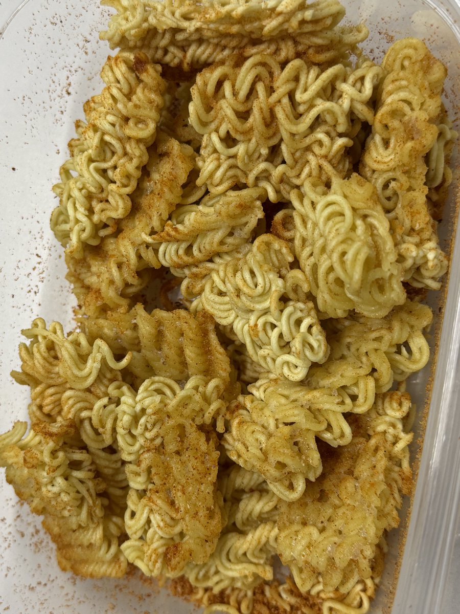 irewe_'s tweet photo. 셀프라면땅 개존맛이긔🤤 https://t.co/hleL9av1TF