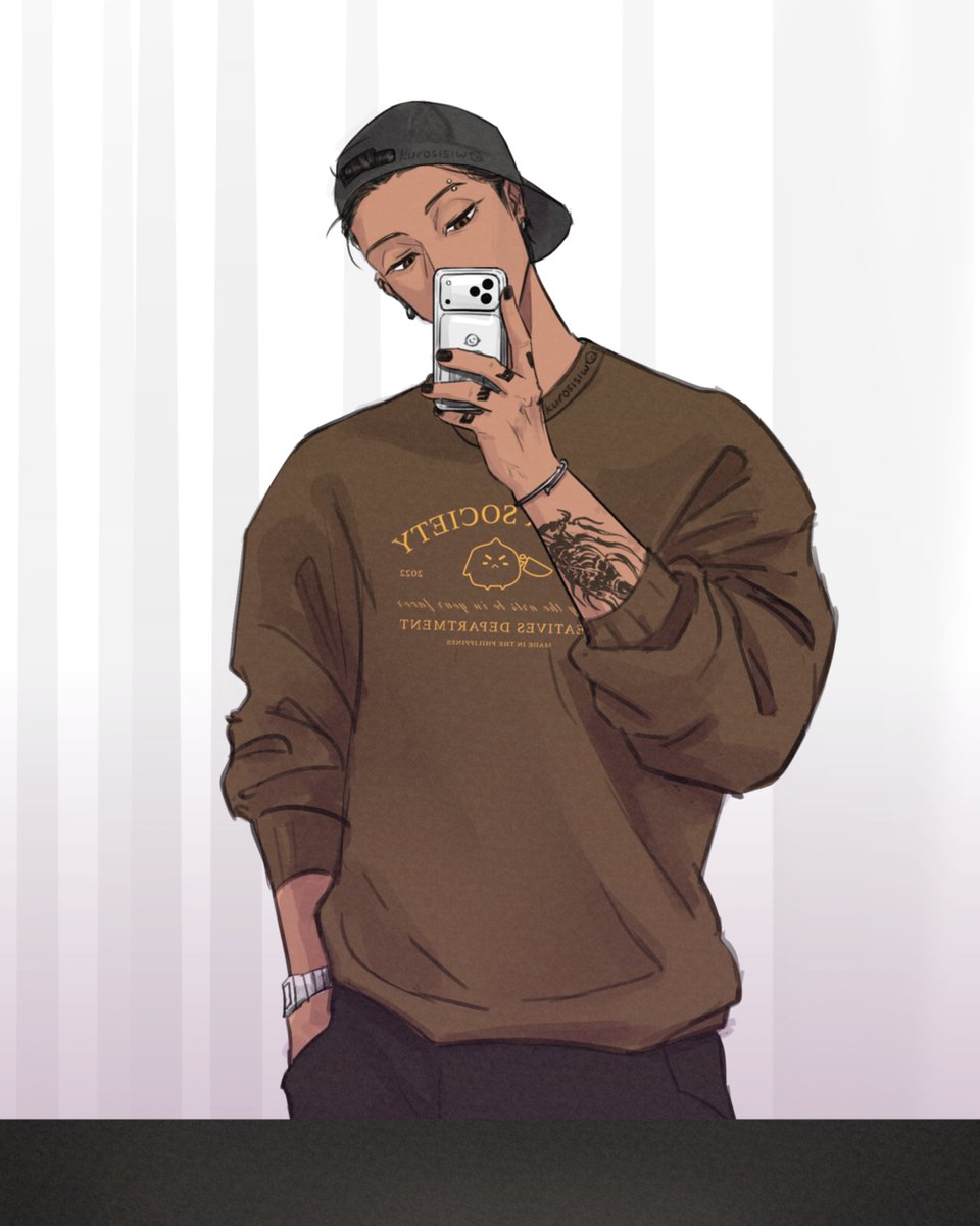 kurosisiw's tweet image. It's a wear your bf's clothes kind of day 🤎🖤

#SB19_KEN #FELIP 
#KENTIN (iykyk)