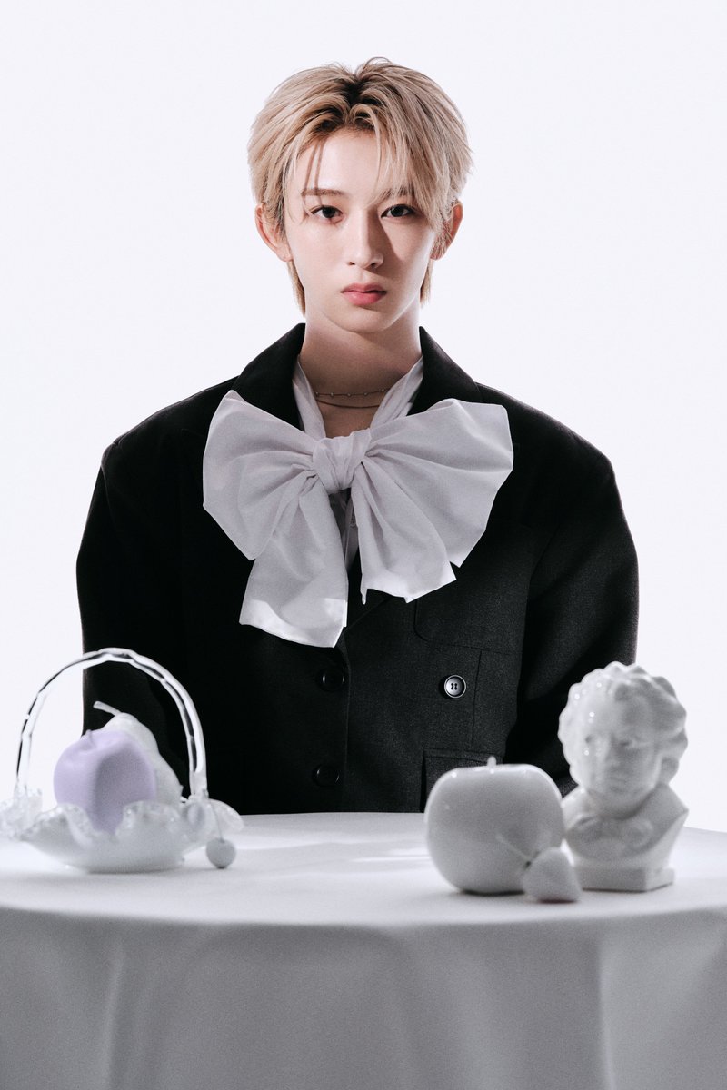 mazzel_official's tweet image. ╭━ ⋅𖥔⋅ ━━✶━━ ⋅𖥔⋅ ━╮

　  MAZZEL Digital Single
　　 'BANQUET BANG'
　    2026.02.02 Release

╰━ ⋅𖥔⋅ ━━✶━━ ⋅𖥔⋅ ━╯

Member’s Solo Photo
#NAOYA

#MAZZEL_BANQUETBANG
#MAZZEL