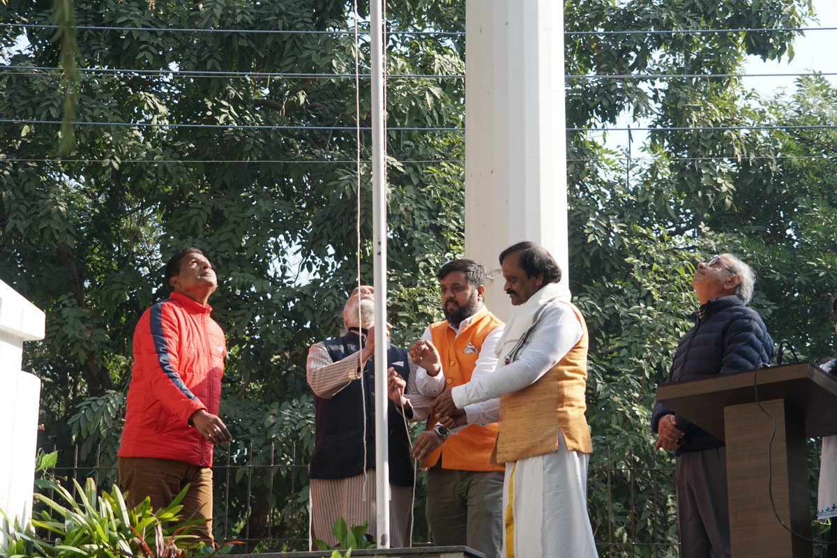 SriSIIM1's tweet photo. Glimpse of Republic day celebration 2026
#SRISIIM #PGDM #Republicday
https://t.co/ISjIOVRrbZ https://t.co/G8DYC1i3Yb