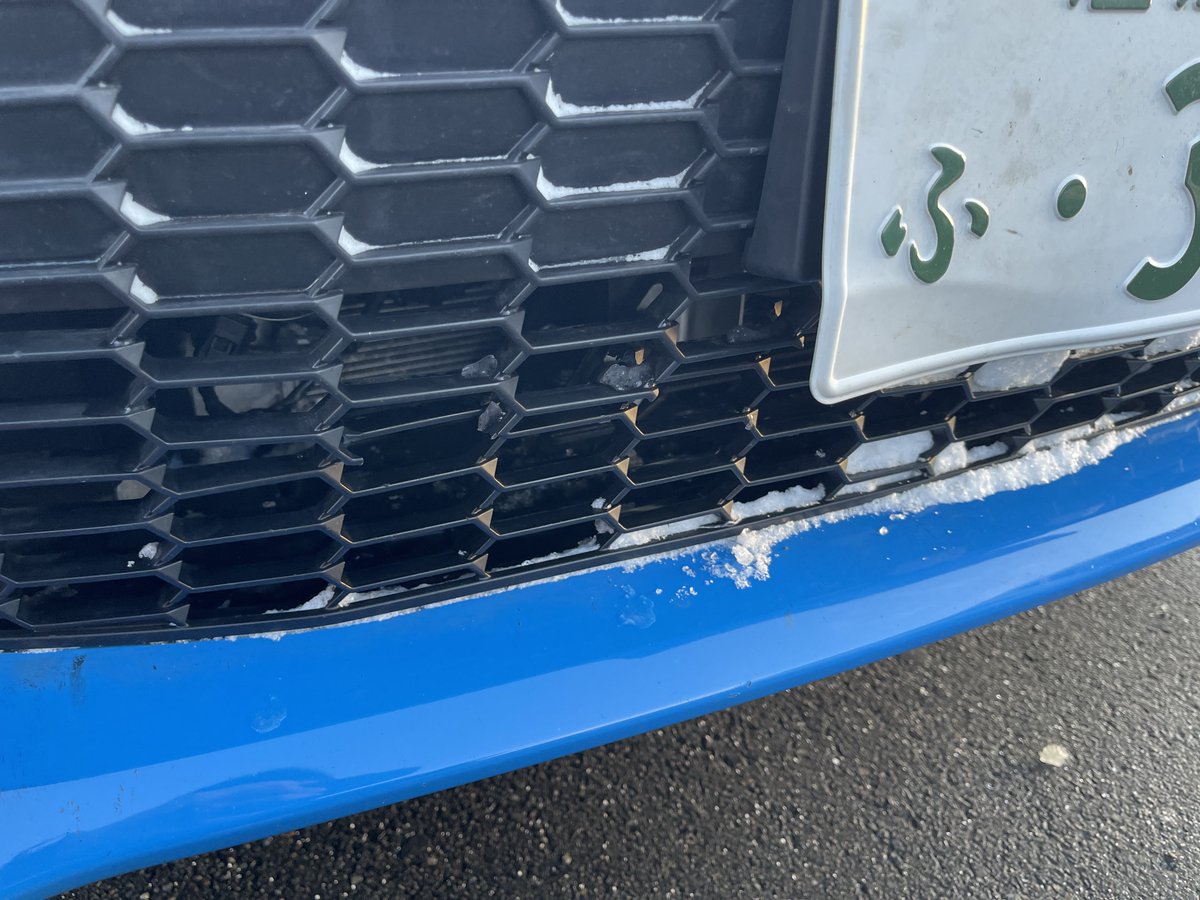 最後の最後で雪壁行った。
グリル割れた、、、
まぁよー走ったし楽しかったからOK🤣