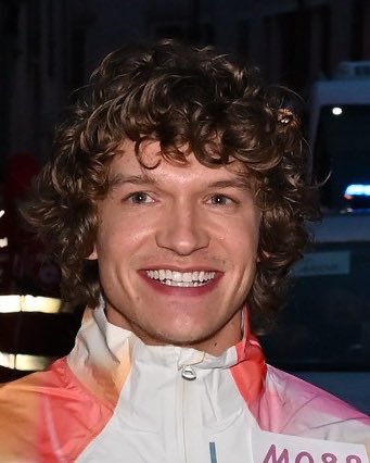 filomelaa's tweet image. вот так вижу коннора 🥺