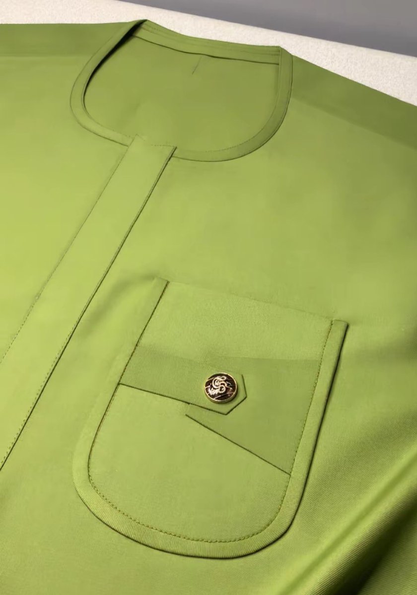 NEATLY CURATED SENATOR BESPOKE 
💚🤍💚🤍💚

🏷️ 40k

📍 Lagos 

 🚚 🌍