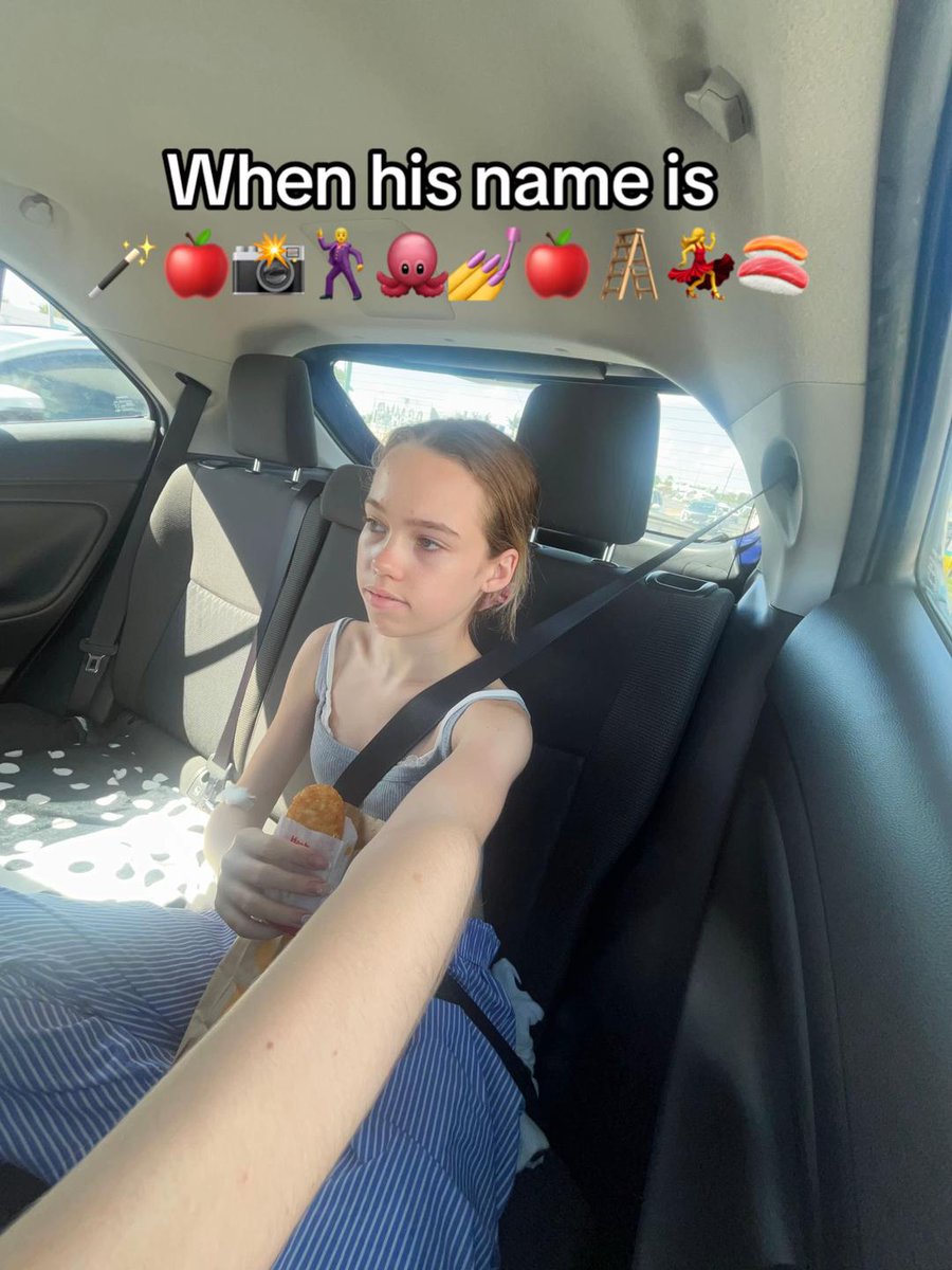 layla_braceface's tweet photo. @_stainless0_ I mean... can't go wrong with maccas https://t.co/dwdey8QIsX