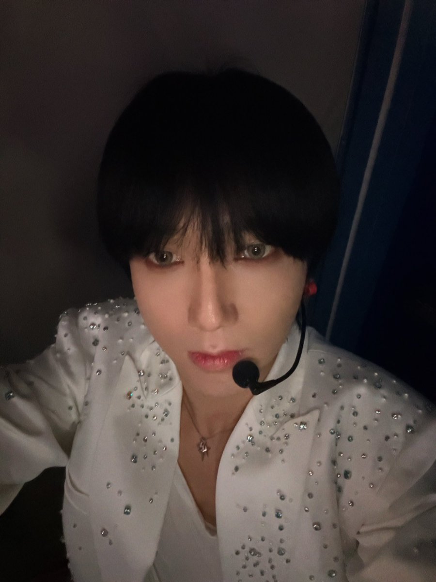 Yesung tweet media