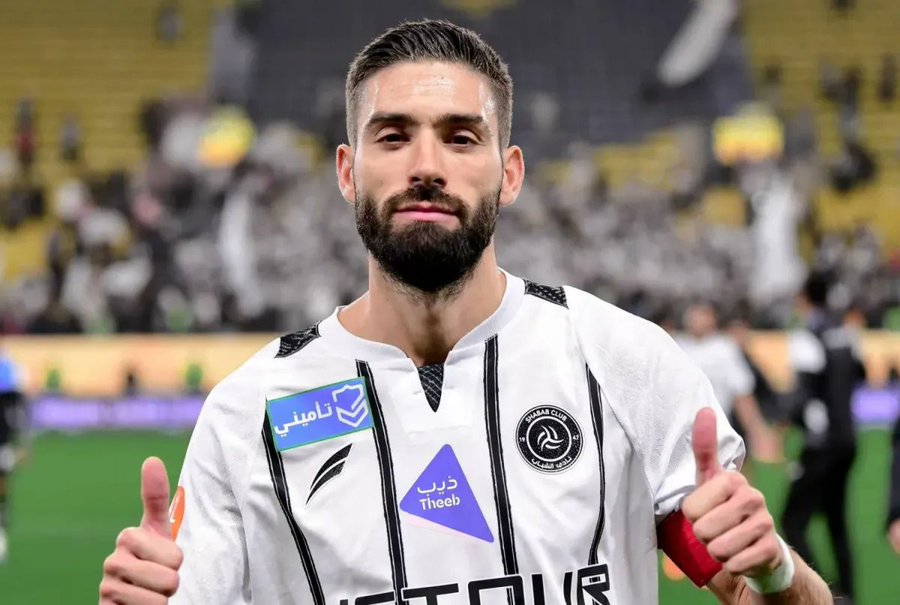 مدير روما: التعاقد مع كاراسكو ليس خياراً سهلاً. 