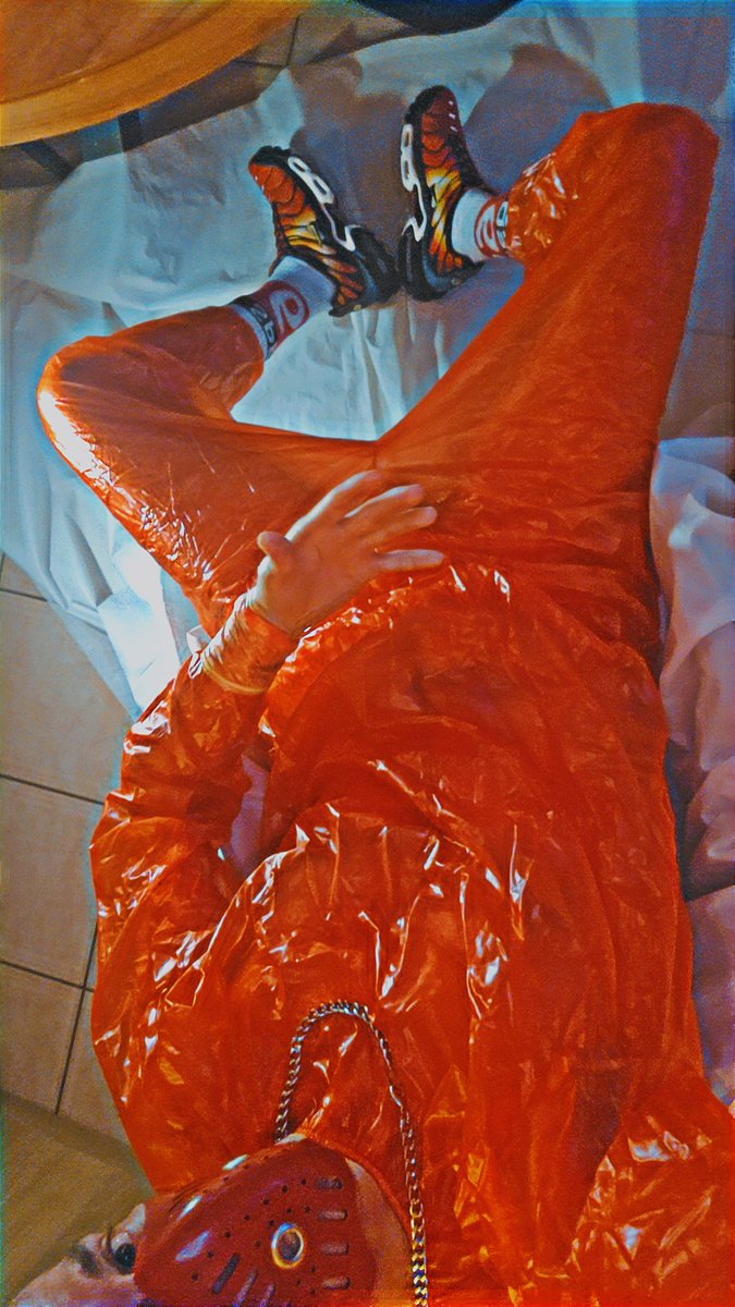 idfgarscaoutchouc tweet media