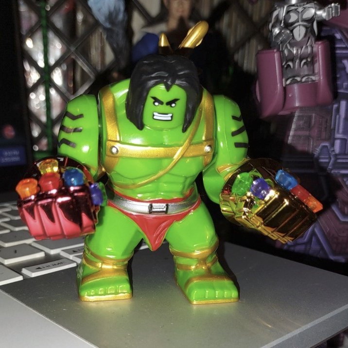 Giving my awfull Skaar bot Gauntlets in honor of Skaar fully replacing Hulkling in the MCU. Billy and Santos rings in the ear.