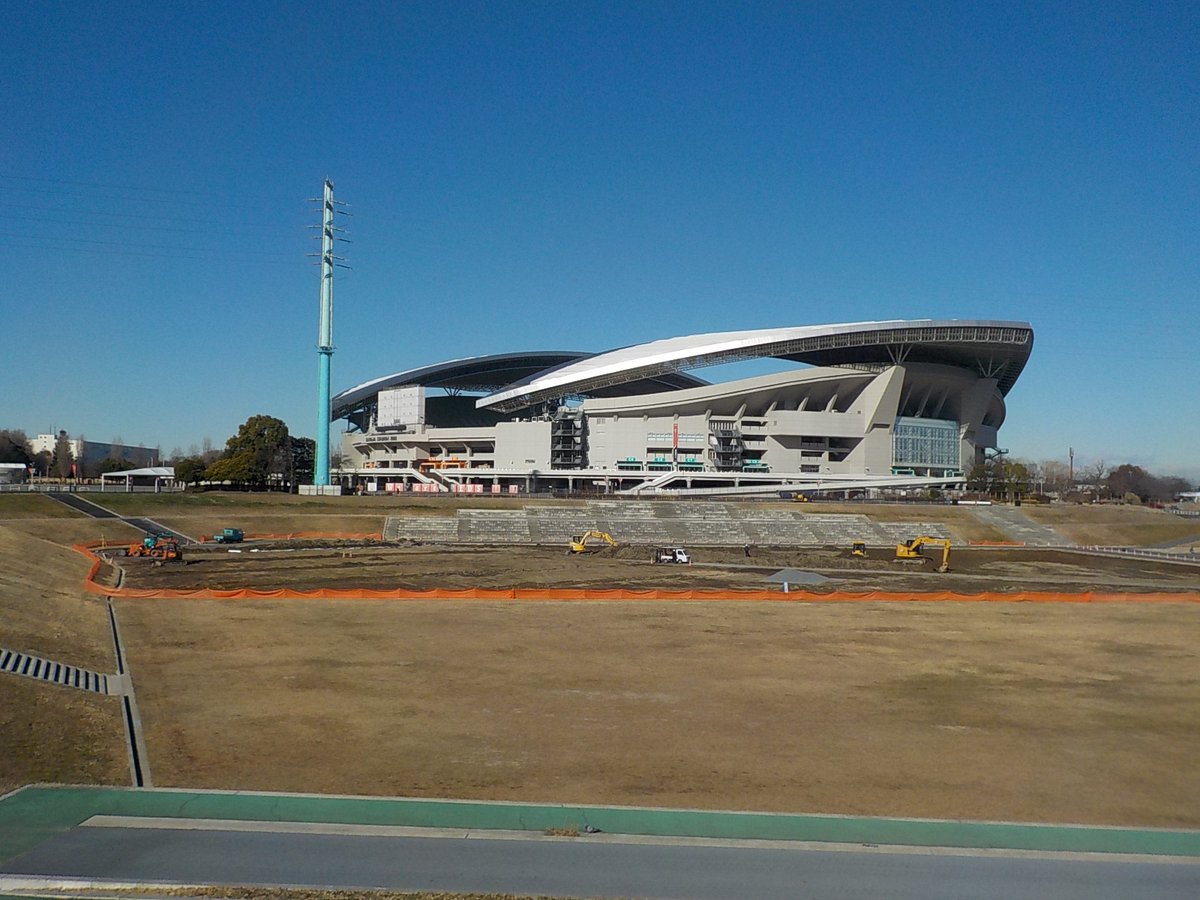 Misono_ST's tweet photo. 芝生化工事が本格的に始まりました。
この工事ではドローンによる測量などICTを活用した施工を行っております。
＃大門上池　＃浦和美園 https://t.co/w28X5YrtfV