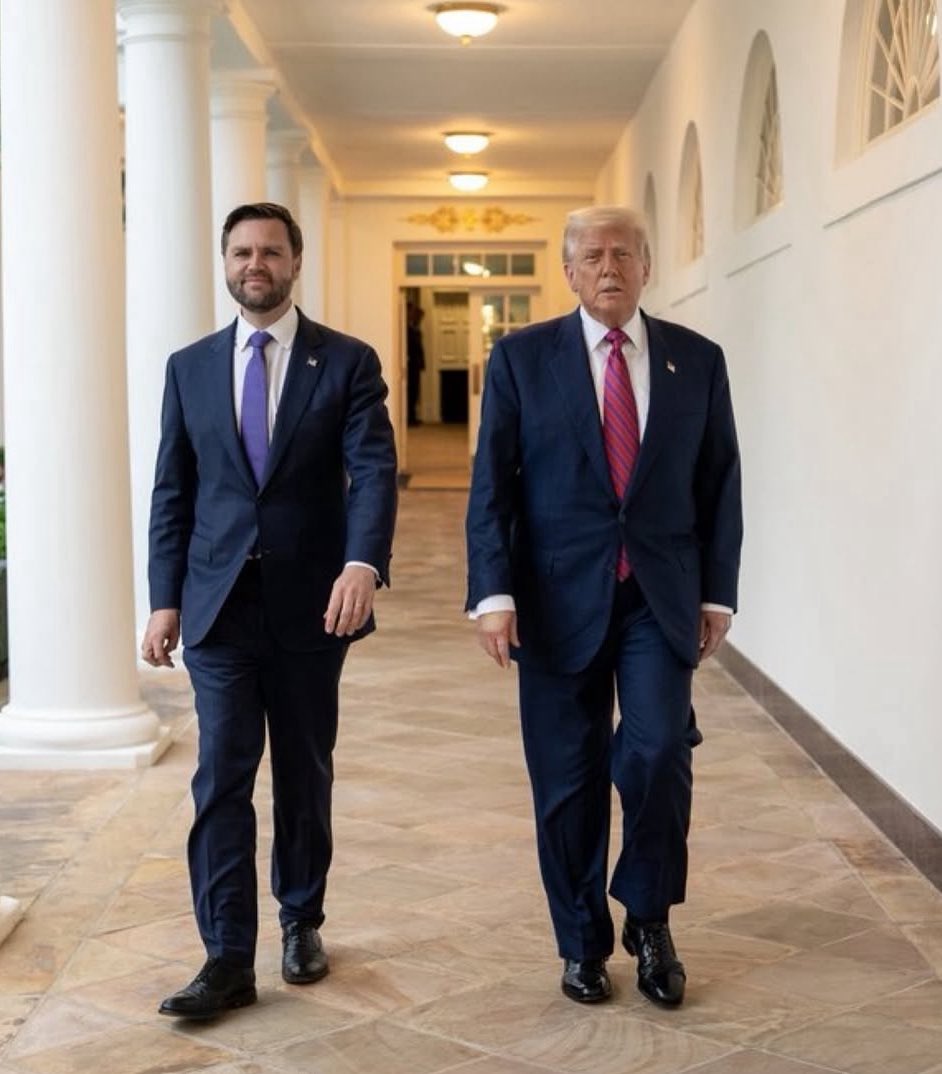 MysterySolvents's tweet image. What is this called?