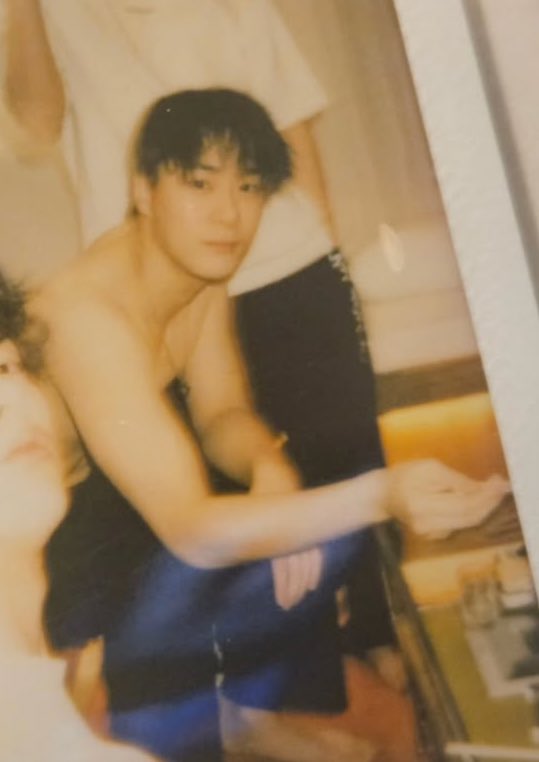 prkmnhykloml's tweet photo. sanha posting "shirtless bin" on moonbin's birthday 😭😭😭 HE JUST KNOW 😭😭 

HAAAAAPPPYYYY BIRTHDAAAAY BIN-AH!!! 
#문빈 #MOONBIN https://t.co/P5nFOhyUHy