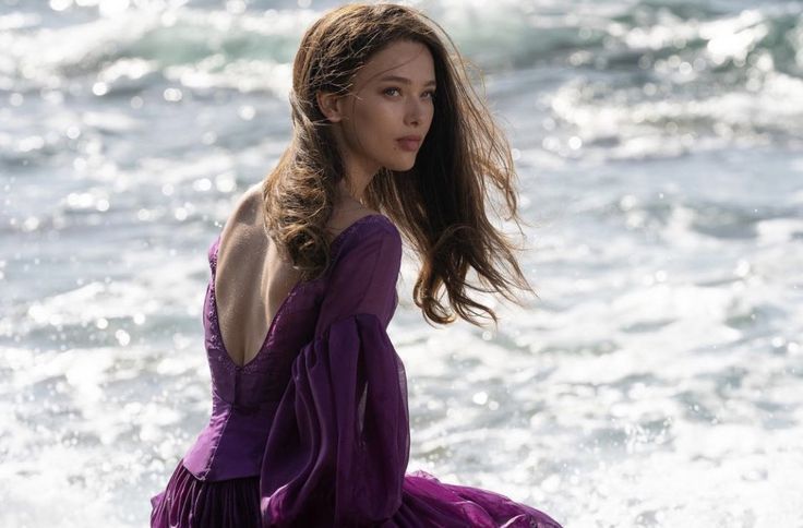 RedPopCornnnn's tweet image. ถ้านี่ไม่ใช่แม่มดทะเลที่สวยที่สุด💜 ตำนานจริตชุดแหวกหลังนั่งยั่วยวนริมทะเลถวายตัวเข้าวัง ตำนานสวยปะล่ำปะเหลือจนคนดูงงว่าตัวร้ายมาเอาไร สวยสังหาร งามบาดใจ จะบ้าตายดิสนี่ย์ โยนหนังแยกให้เธอคนนี้หน่อย อยากเห็นวาเนสซ่าอีก