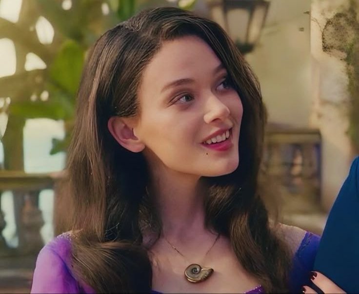 RedPopCornnnn's tweet image. ถ้านี่ไม่ใช่แม่มดทะเลที่สวยที่สุด💜 ตำนานจริตชุดแหวกหลังนั่งยั่วยวนริมทะเลถวายตัวเข้าวัง ตำนานสวยปะล่ำปะเหลือจนคนดูงงว่าตัวร้ายมาเอาไร สวยสังหาร งามบาดใจ จะบ้าตายดิสนี่ย์ โยนหนังแยกให้เธอคนนี้หน่อย อยากเห็นวาเนสซ่าอีก