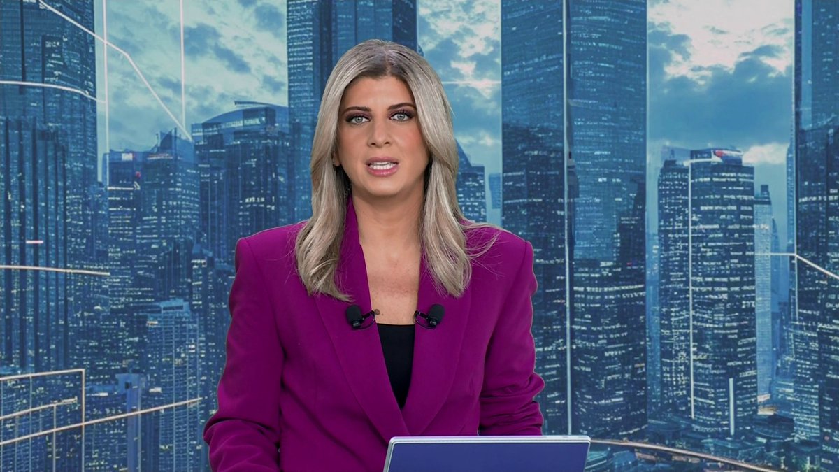 أونصة الذهب تتجاوز حاجز الـ 5100 دولار للمرة الأولى في تاريخها لترتفع بـ 17% منذ مطلع العام والفضة تسجل مستويات قياسية جديدة نبض السوق _Business 