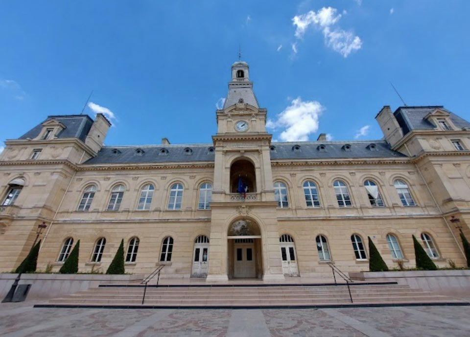 Clap de fin provisoire à des années d’implication locale et citoyenne Rive gauche !
Durant la semaine passée, j’ai participé à la cérémonie des vœux aux commerçant et aux Conseils de quartier au sein de la Mairie du 6ème arrondissement de Paris, dans laquelle j’ai, par le passé,