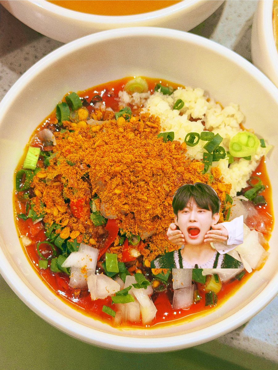 ald1one8's tweet photo. 준서 데뷔하고 진짜 하루 아니 1분 1초 행복♡
그런 의미로 훠궈드라이브원 따라
훠궈 앨리즈 하이디라오 가서 준서소스
또 먹고 올게요❕
#ALD1 #ALPHADRIVEONE
#KIMJUNSEO #JUNSEO
#알파드라이브원 #알디원 #김준서 #준서 https://t.co/mJ6VJa8a4B