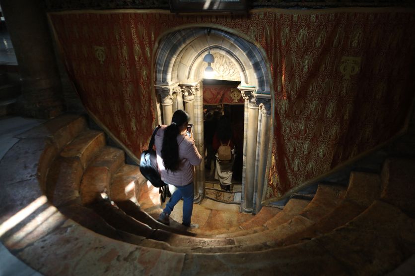 🔴 FLASH |  Six siècles plus tard, la RESTAURATION de la grotte de la Nativité, lieu de naissance de Jésus, est IMMINENTE. (Vatican NEWS) ✝️