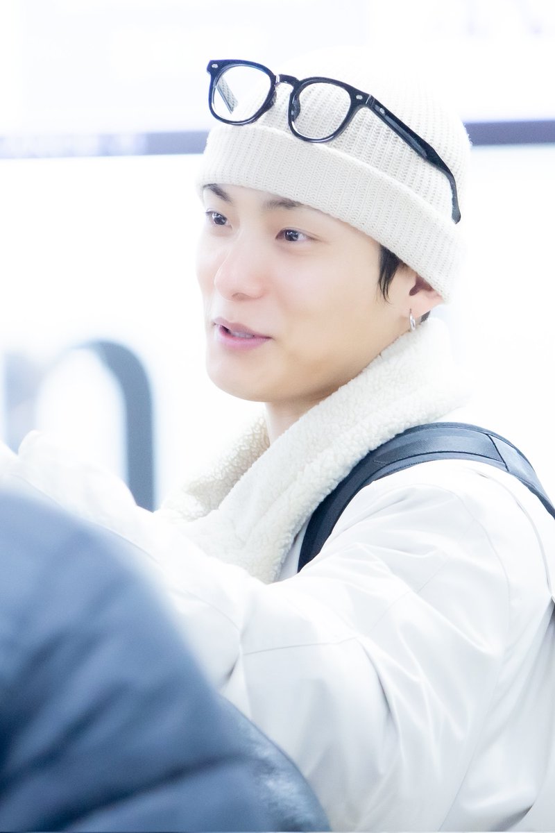 _Junhee_light_'s tweet photo. 260124 GMP 출국 준희 📷
🫶
#박준희 #준희 #TheFirstDayandNight #JUNHEE @official_junhee https://t.co/tVtx6fqWk7