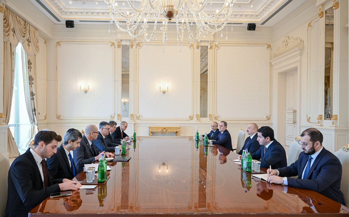 presidentaz's tweet image. President Ilham Aliyev received Minister of Foreign Affairs of the State of Israel Gideon Sa'ar.

president.az/en/articles/vi…