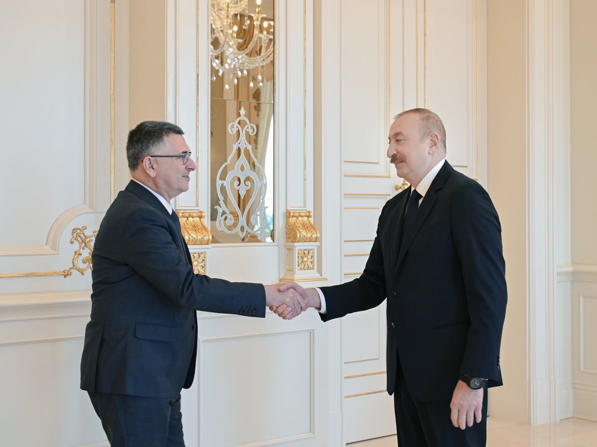 presidentaz's tweet image. President Ilham Aliyev received Minister of Foreign Affairs of the State of Israel Gideon Sa'ar.

president.az/en/articles/vi…