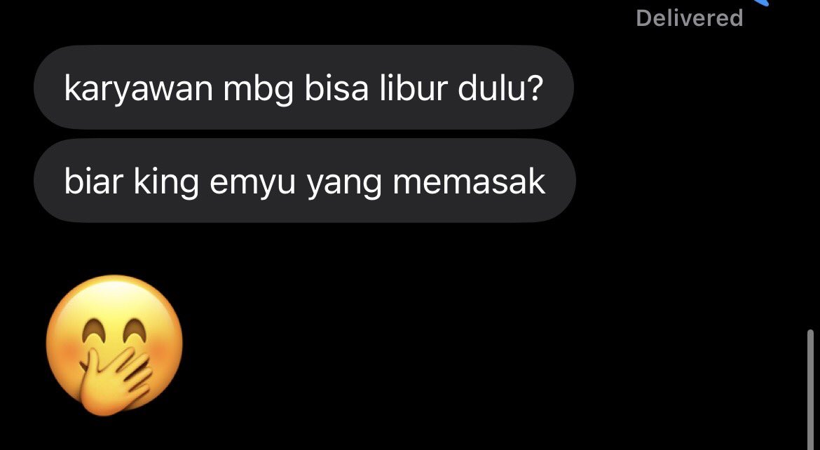 enoliska_'s tweet image. saran gue jangan dulu chatan atau ngobrol sama fans emyu