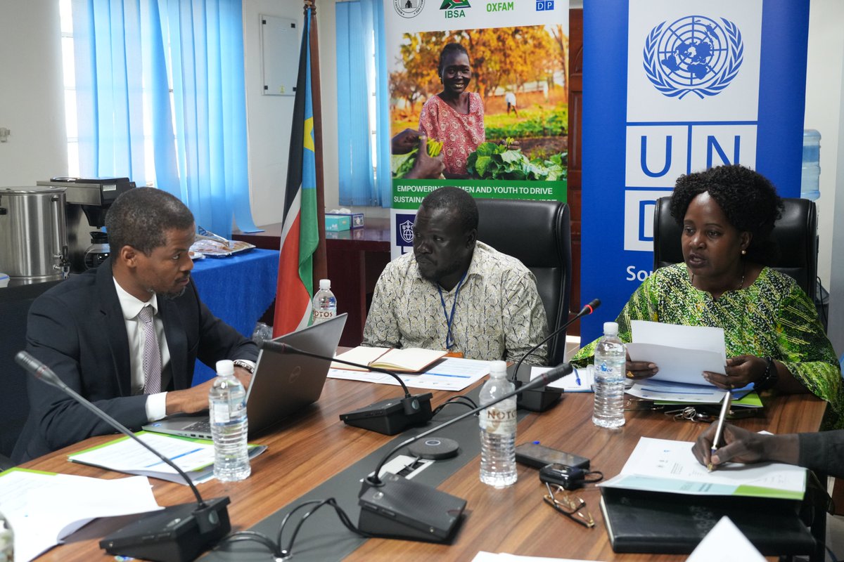 undpsouthsudan's tweet photo. We convened the 2nd Project Steering Committee for the Empowering Women & Youth to Drive Sustainable Agriculture (#EWYSA) project, to review progress & plan next steps. 

✅So far, we have installed solar-powered drip irrigation systems supported by high-yield boreholes & distributed farming tools & seeds to 200 households of small-scale vegetable farmers in Luri& Rejaf!

📢Thanks to @UNOSSC & #IBSAFund, we are boosting food security & income for women & youth in #SouthSudan!