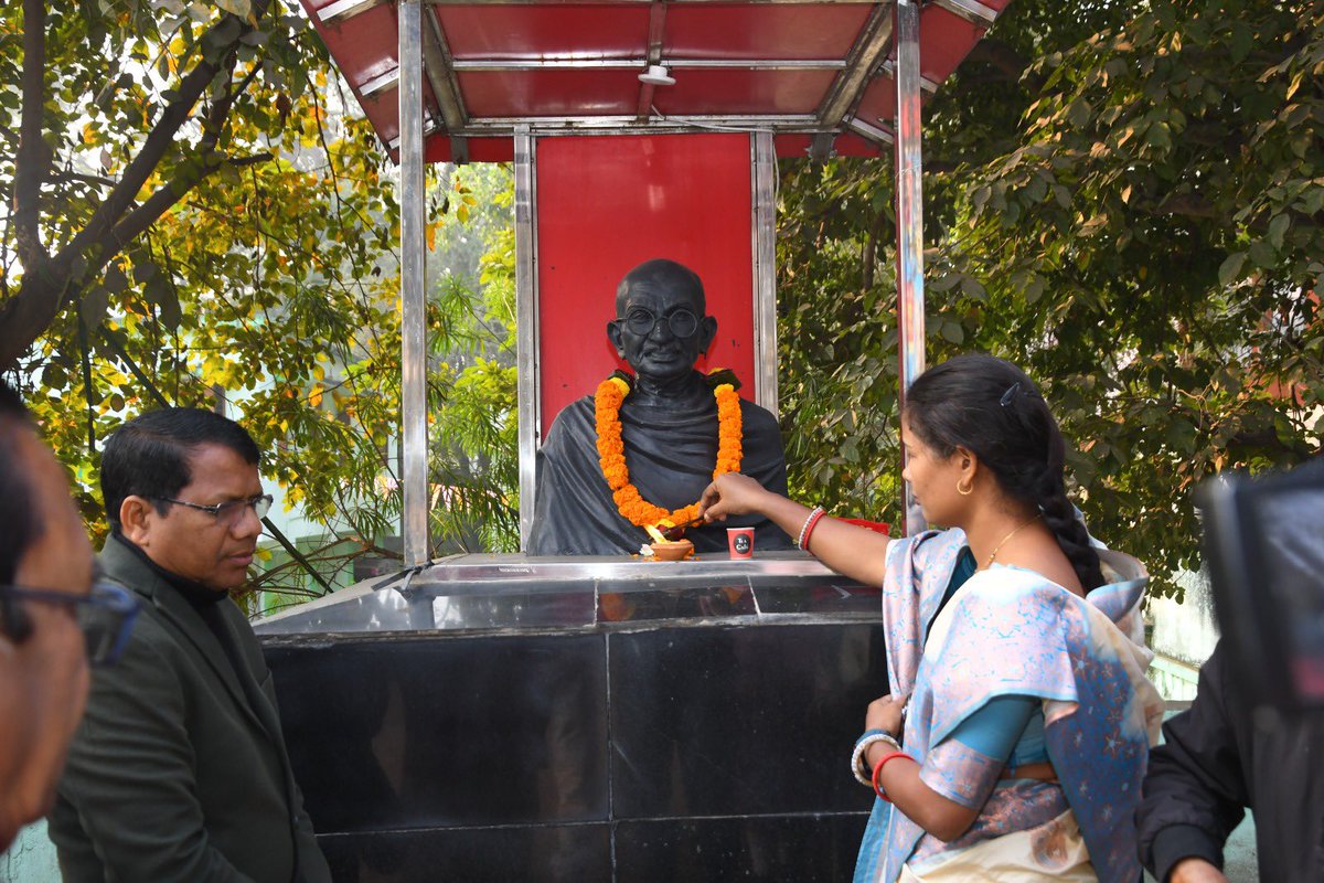 77 ତମ ସାଧାରଣତନ୍ତ୍ର ଦିବସ 2026 ଅବସରରେ ସମସ୍ତ ଙ୍କୁ ଅନେକ ଅନେକ ଶୁଭେଚ୍ଛା ଓ ଅଭିନନ୍ଦନ 🇮🇳