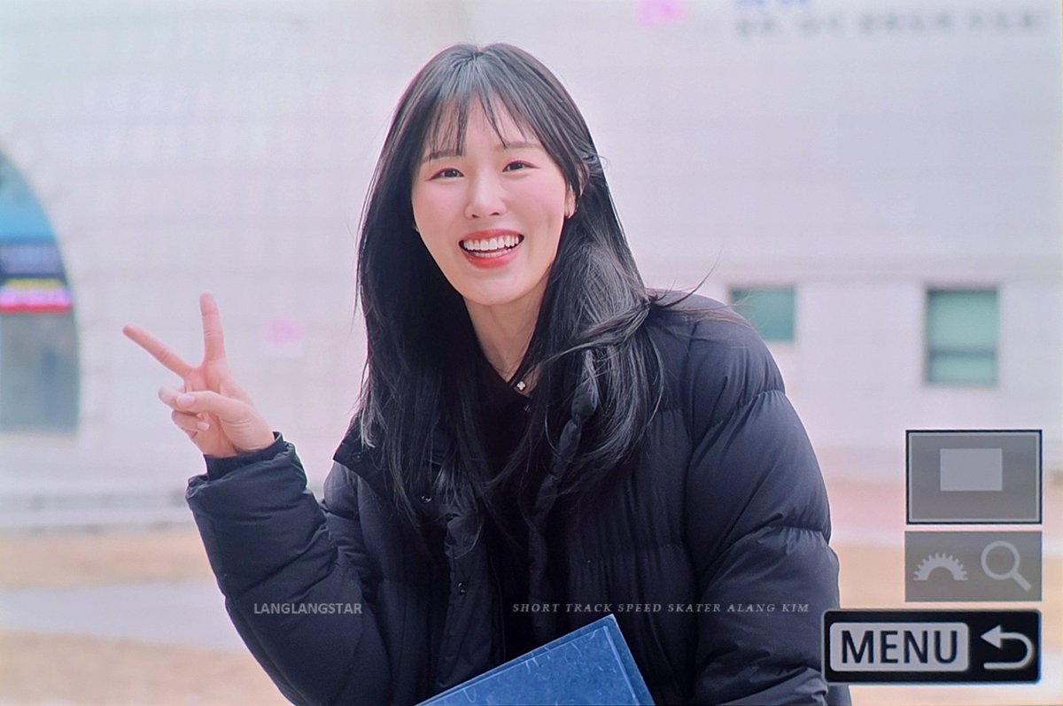 랑랑별 tweet media