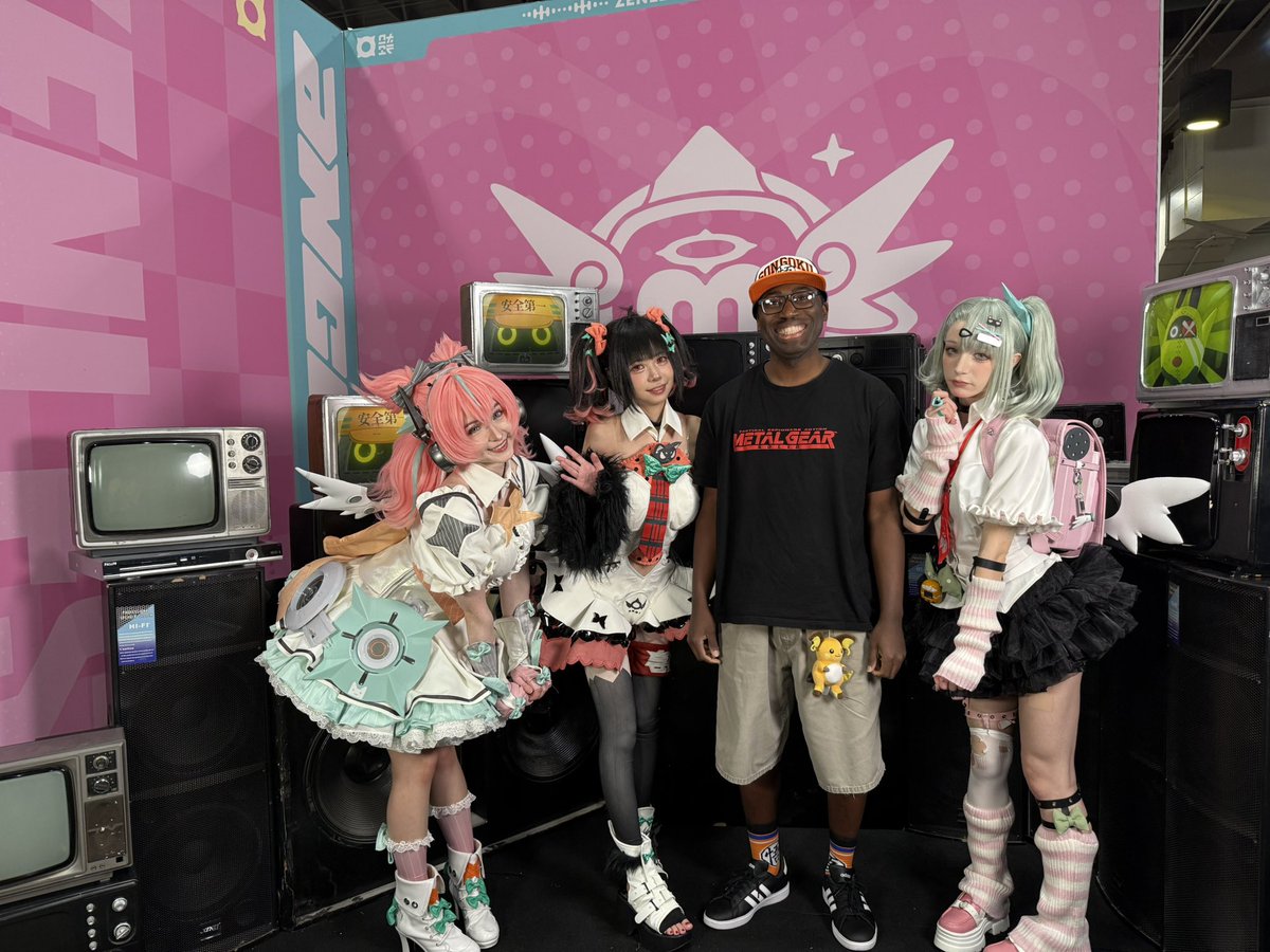 Shoutout to Cosplayers <a href="/sminkyzzz/">sminky</a> as Sunna, Nangong Yu and <a href="/cegancosplay/">keegan</a> as Aria from the Game (Zenless Zone Zero) faction name <a href="/AOD_EN_Official/">AngelsofDelusion_Official</a> <a href="/animeimpulse/">ANIME Impulse™ | アニメ インパルス</a> 2026 👩🏻‍🦰👩🏻👩‍🦳📸 Launches February 6, 2026
#anime #animeimpulse #videogames #angelsofdelusionzzz #zenlesszonezero