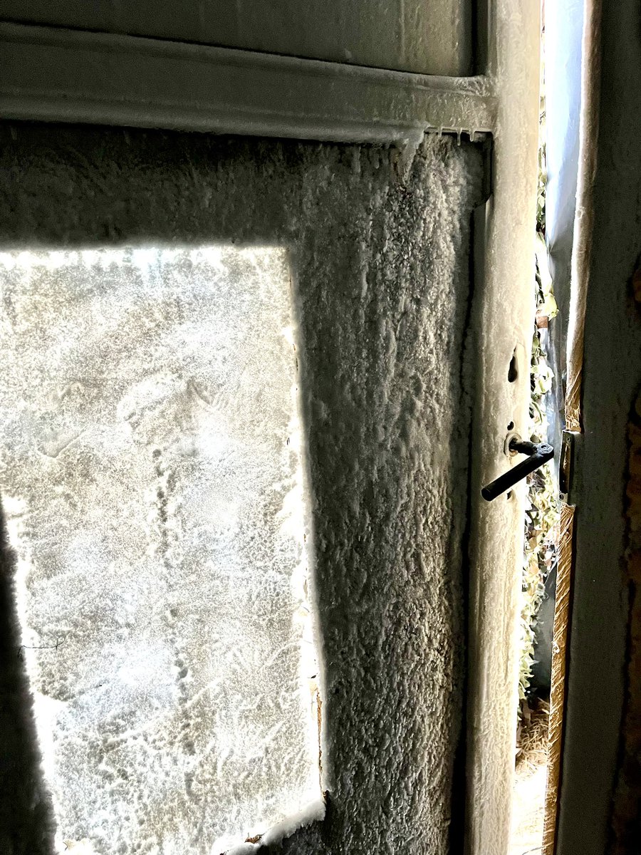 Доброго ранку «відчувається -19». Найбільше ненавиджу блядський холод. Сподіваюсь, у вас є Вебасто або хоча б хімічні грілки.