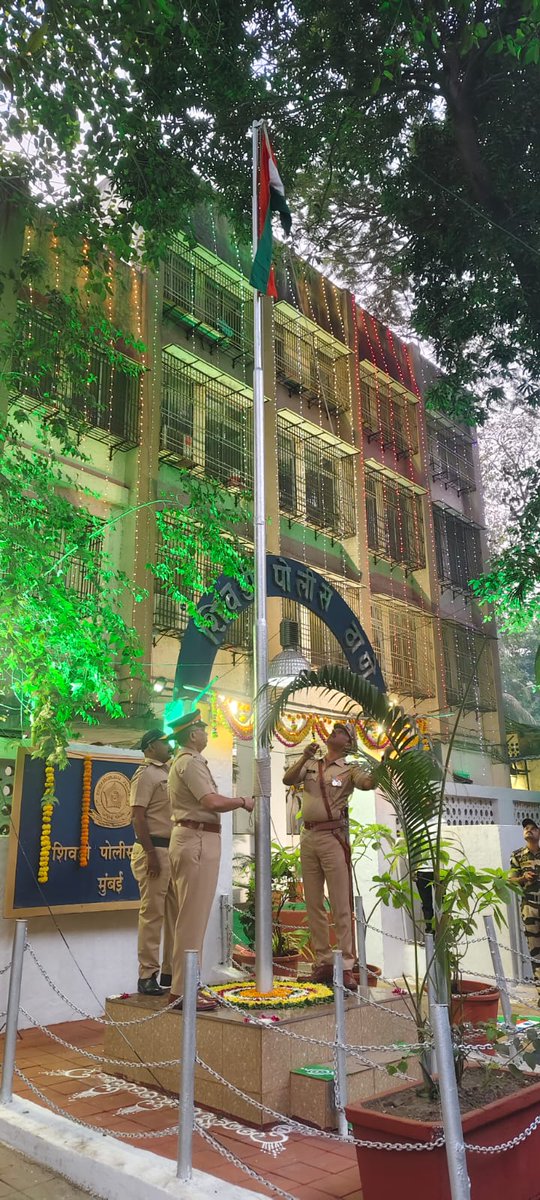 शिवडी पोलीस ठाणे tweet media