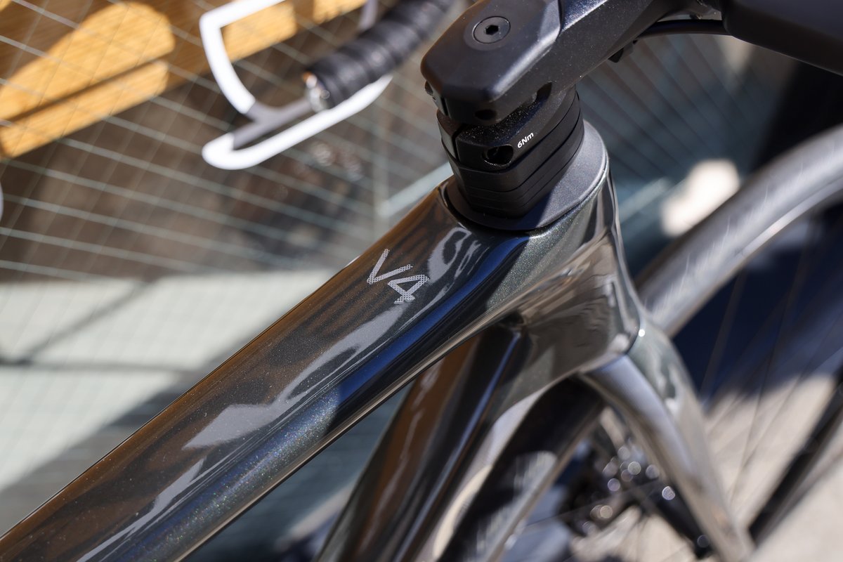 COLNAGO JAPAN tweet media